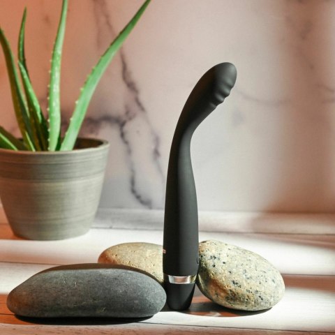 Evolved Skinny G-spot Vibrator Black - smukły model silikonowy 10 trybow Evolved Skinny G-spot Vibrator Black - smukły model silikonowy 10 trybow