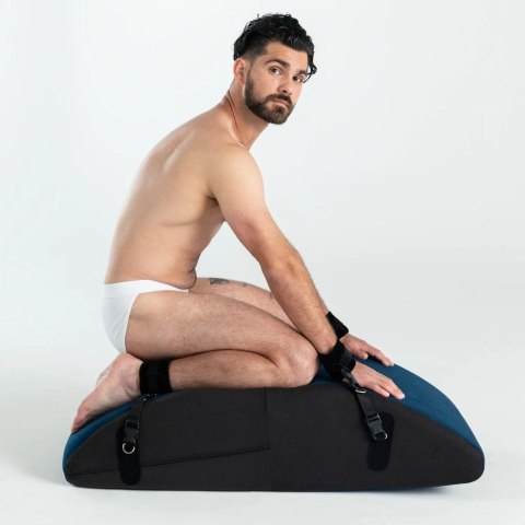 Liberator Scoop Rocker poduszka bujana z mankietami czarno-niebieska 104cm Liberator Scoop Rocker poduszka bujana z mankietami czarno-niebieska 104cm