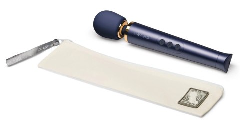 Le Wand Petite Navy - Masażer osobisty, 6 trybow, kompaktowy rozmiar Le Wand Petite Navy - Masażer osobisty, 6 trybow, kompaktowy rozmiar