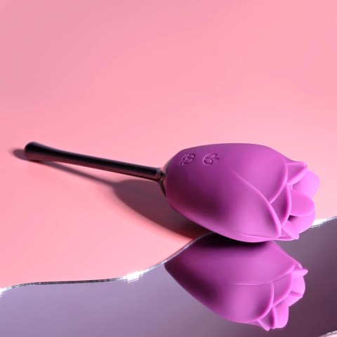 Playboy Pleasure Petal - silikonowy model z ruchomą głowką, 9 trybow Playboy Pleasure Petal - silikonowy model z ruchomą głowką, 9 trybow