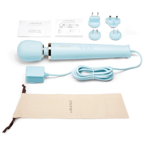 Le Wand Plug-In Massager Sky Blue - Masażer zasilany sieciowo, 245 cm kabel Le Wand Plug-In Massager Sky Blue - Masażer zasilany sieciowo, 245 cm kabel