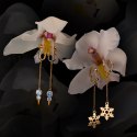Upko Non-pierced clitoral jewelry dangle with snowflake