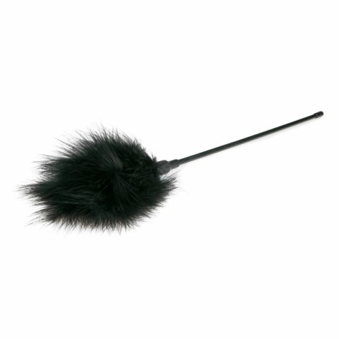Sinner Gear Tickler Long - Czarna długa miotełka do masażu i relaksu Sinner Gear Tickler Long - Czarna długa miotełka do masażu i relaksu