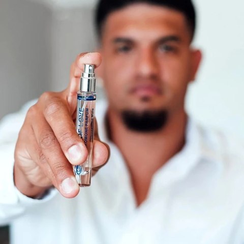 Eye of Love Spray do ciała bezzapachowy z feromonami dla mężczyzn 10ml Eye of Love Eye of Love Spray do ciała bezzapachowy z feromonami dla mężczyzn 10ml Eye of Love