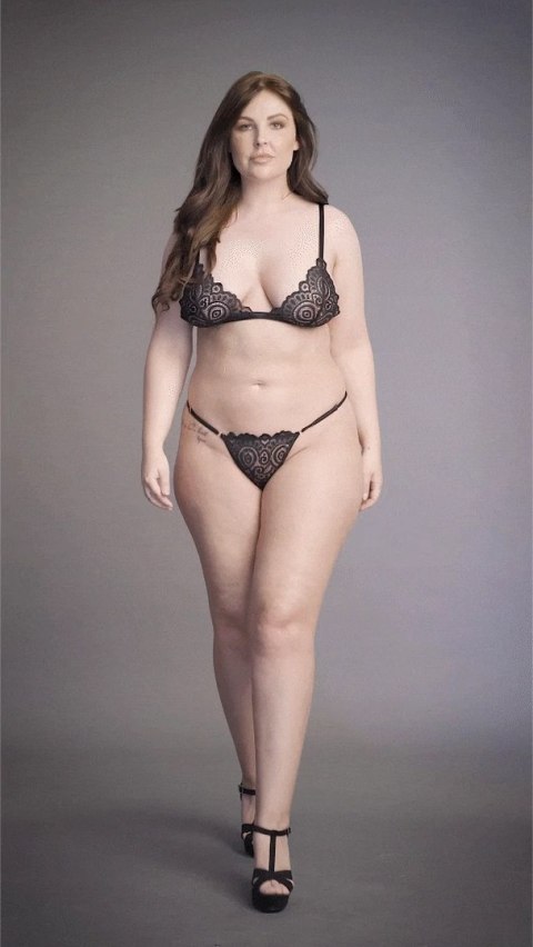 Le Desir Velvet Plus Size - Zestaw bielizny koronkowo-aksamitnej, 2-częściowy Le Désir by Shots Le Desir Velvet Plus Size - Zestaw bielizny koronkowo-aksamitnej, 2-częściowy Le Désir by Shots