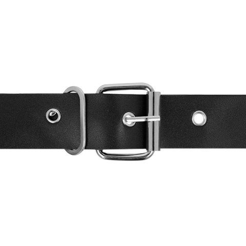 Strap-on, penis z jądrami na regulowanej uprzęży. Ekskluzywny gadżet erotyczny do penetracji intymnej. Strap-on, penis z jądrami na regulowanej uprzęży. Ekskluzywny gadżet erotyczny do penetracji intymnej.