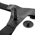 Strap-on z jądrami w cielistym kolorze. Regulowany pas. Sztywny, a zarazem elastyczny penis. Strap-on z jądrami w cielistym kolorze. Regulowany pas. Sztywny, a zarazem elastyczny penis.