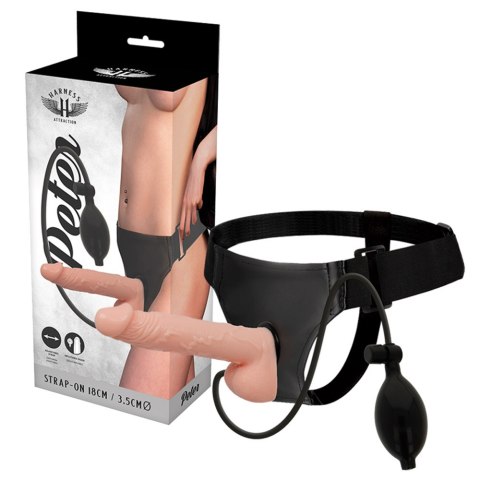 Strap-on z realistycznym penisem. Elastyczny materiał i regulowana uprząż. Strap-on z realistycznym penisem. Elastyczny materiał i regulowana uprząż.