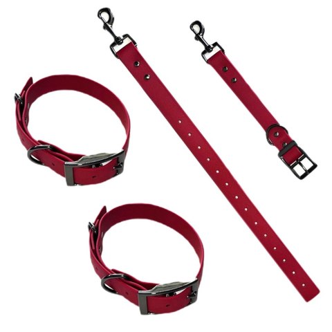 Kajdanki na nogi BDSM z łącznikiem. Regulowane, czerwone, do bondage. Kajdanki na nogi BDSM z łącznikiem. Regulowane, czerwone, do bondage.
