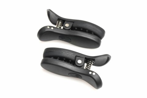 XR Brands Dark Grip czarne zaciski wibrujące z etui Master Series XR Brands Dark Grip czarne zaciski wibrujące z etui Master Series