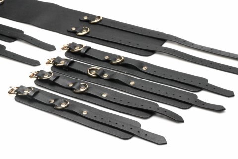 XR Brands Temptress Zestaw Uprzęży Uda i Nadgarstkow Czarny Vegan XR Brands Temptress Zestaw Uprzęży Uda i Nadgarstkow Czarny Vegan